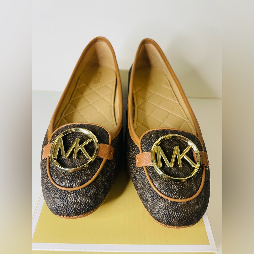 Michael Kors Lillie Moc Mini MK Logo Brown/Acorn Loafers/Flats Size 6 Brand New
